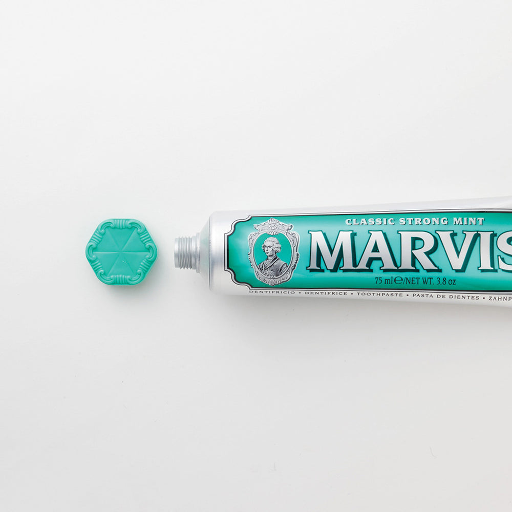 最大52％オフ！ MARVIS クラシック ストロング ミント 10ml